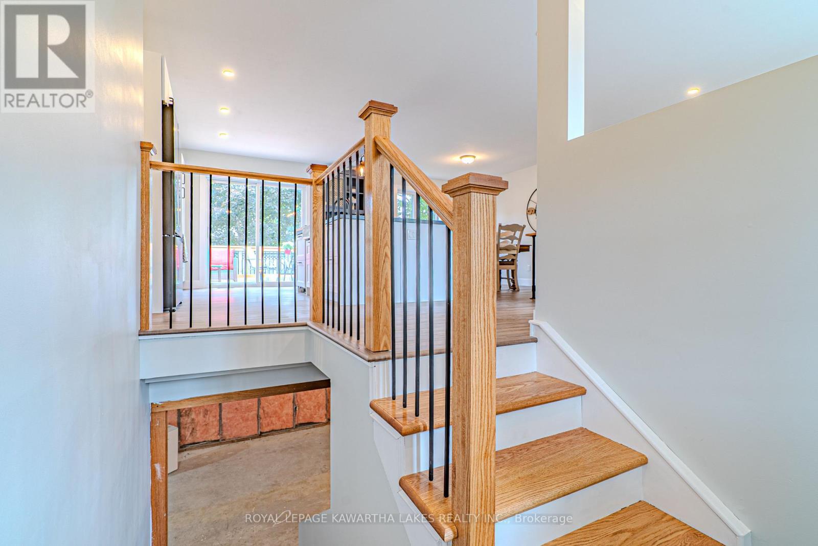 10 Don Court, Kawartha Lakes, Ontario  K9V 5T1 - Photo 29 - X12424844