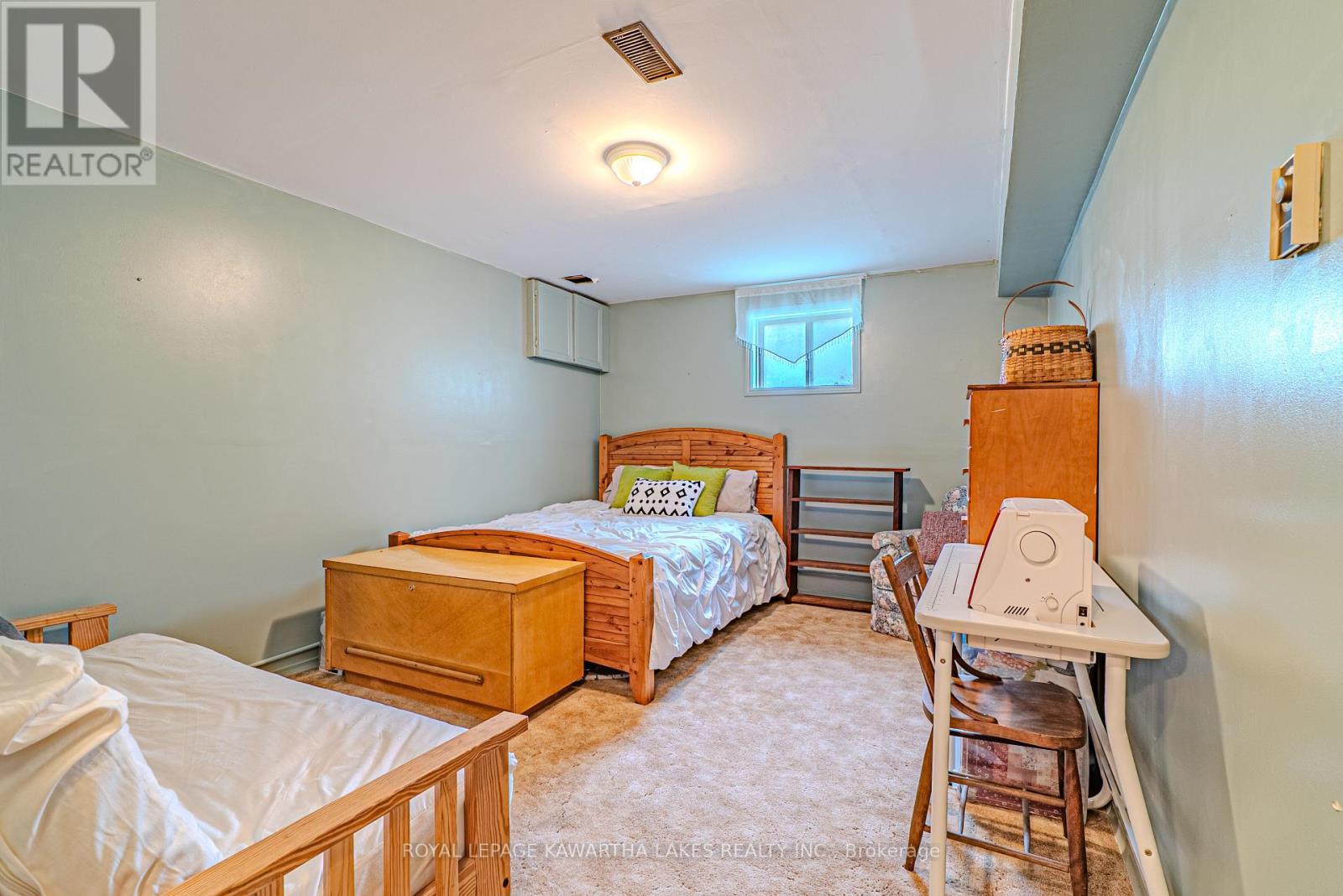 10 Don Court, Kawartha Lakes, Ontario  K9V 5T1 - Photo 30 - X12424844