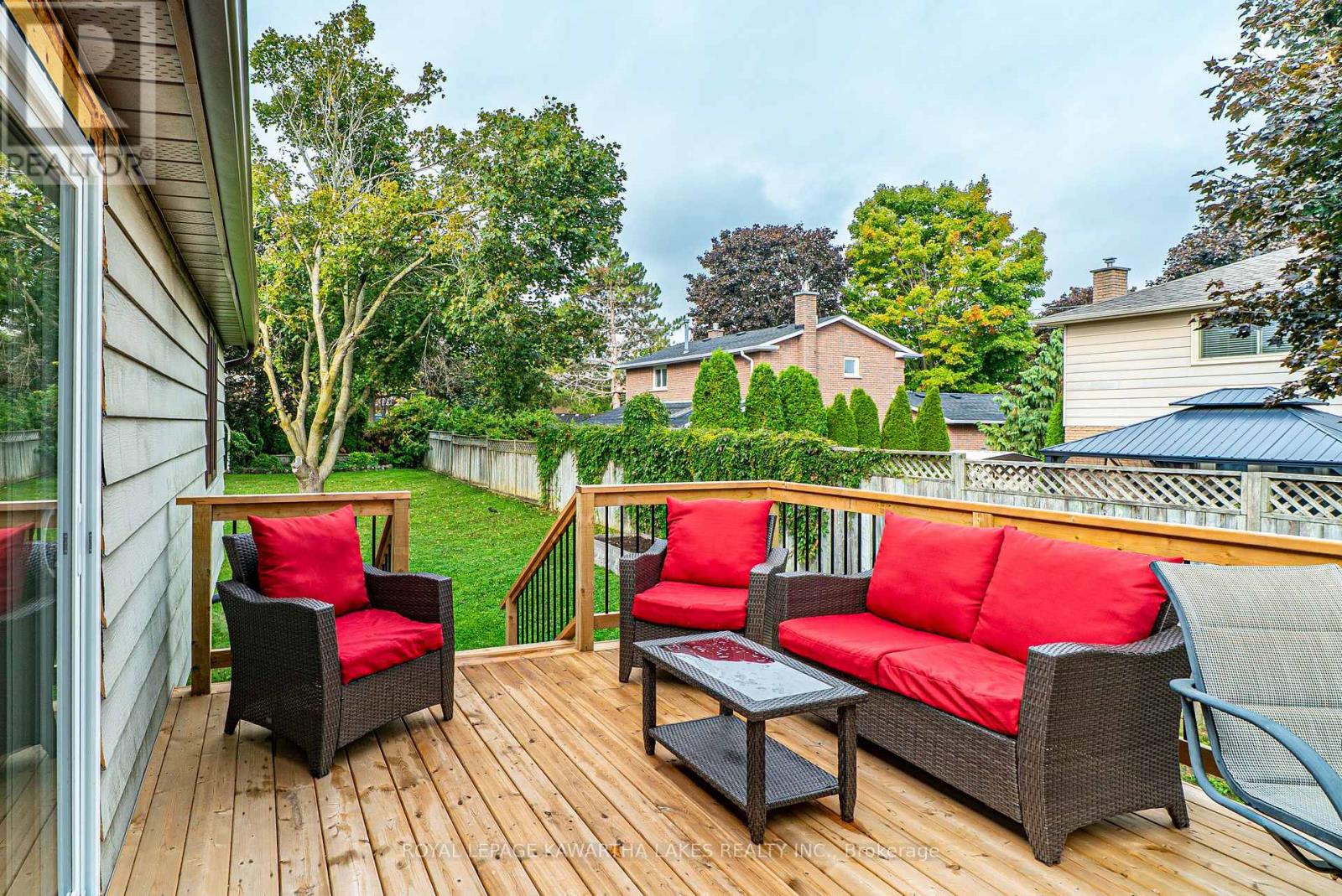 10 Don Court, Kawartha Lakes, Ontario  K9V 5T1 - Photo 34 - X12424844