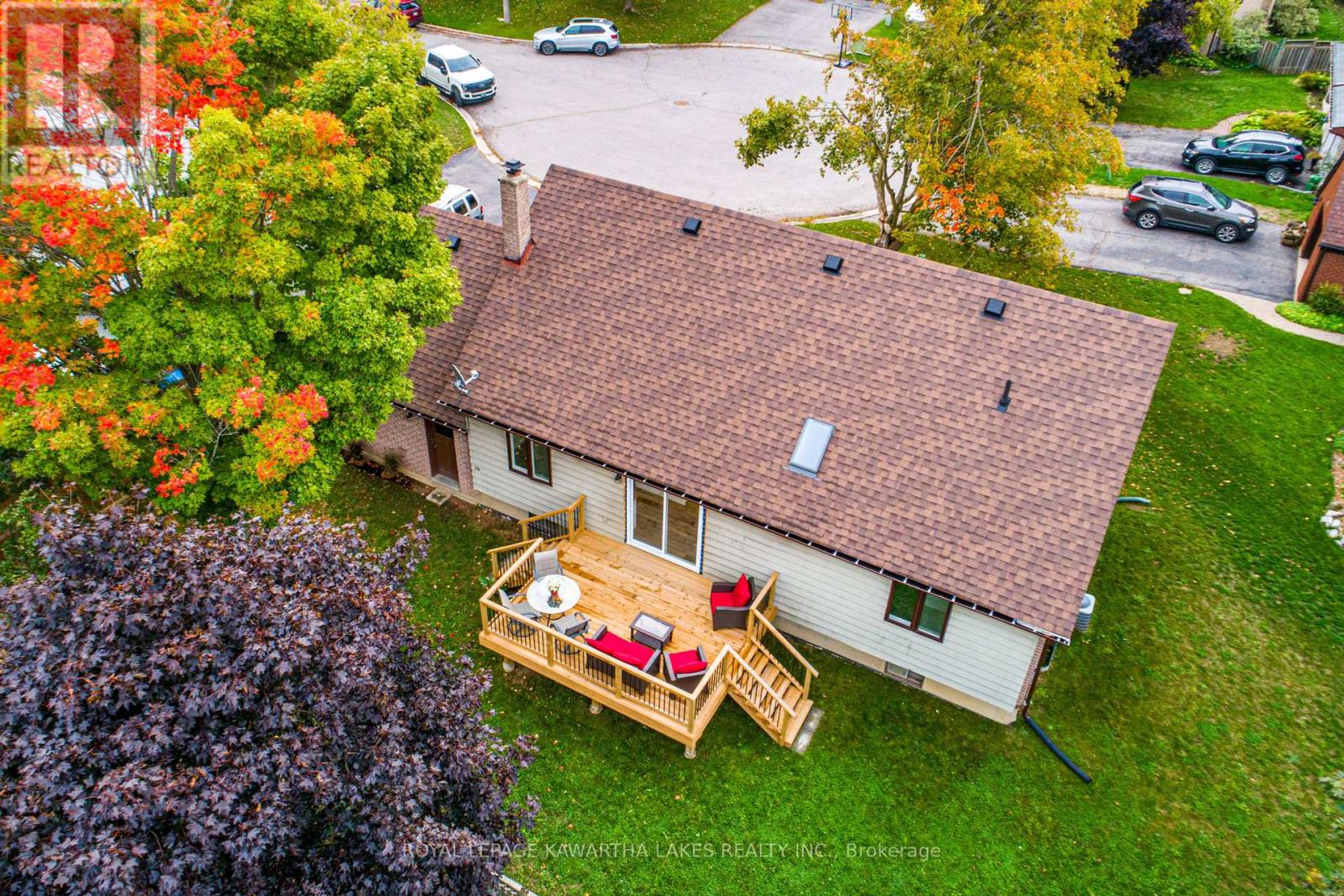 10 Don Court, Kawartha Lakes, Ontario  K9V 5T1 - Photo 36 - X12424844