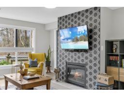 210 13860 70 AVENUE, Surrey, British Columbia