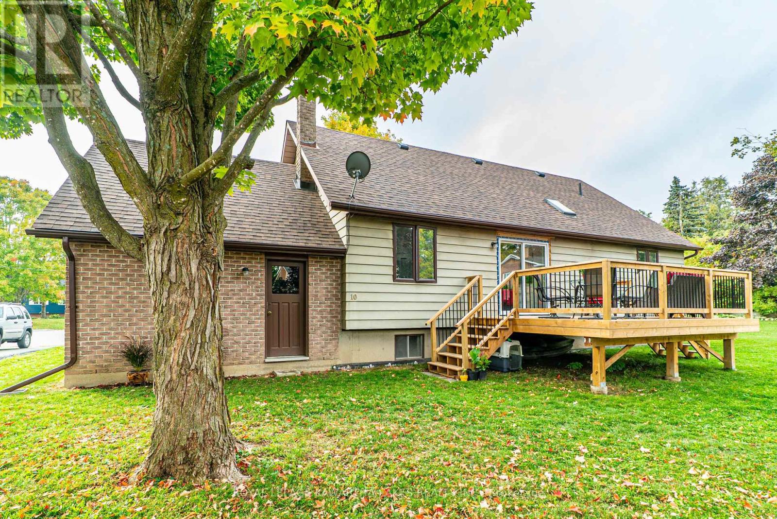 10 Don Court, Kawartha Lakes, Ontario  K9V 5T1 - Photo 5 - X12424844