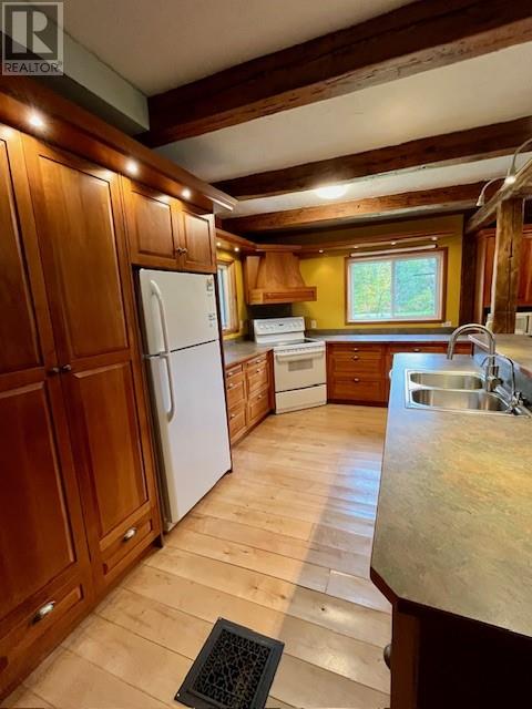 760 River Rd, Massey, Ontario  P0P 1P0 - Photo 32 - 2124781