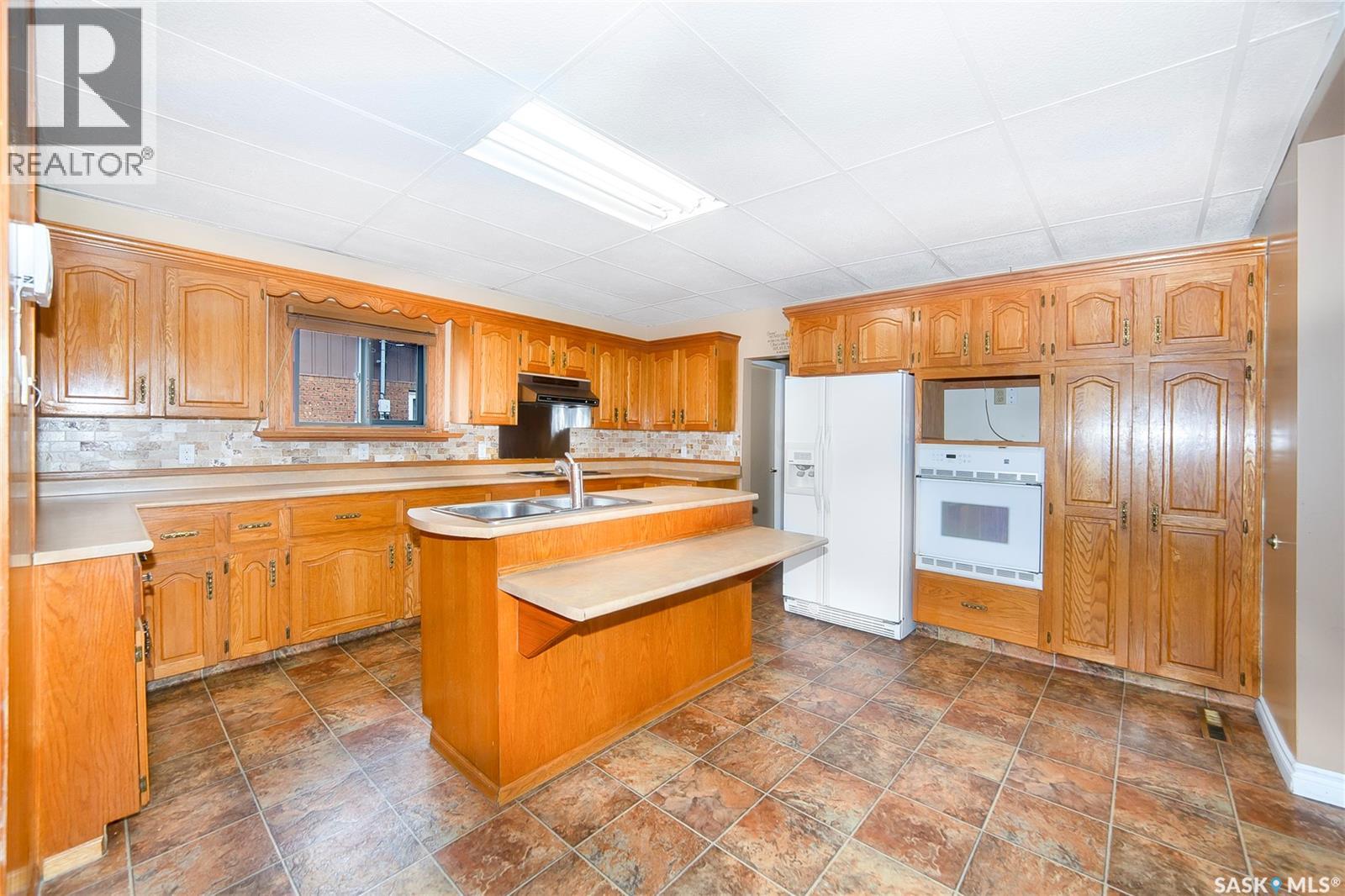 204 5th Avenue, Aberdeen, Saskatchewan  S0K 0A0 - Photo 5 - SK018823