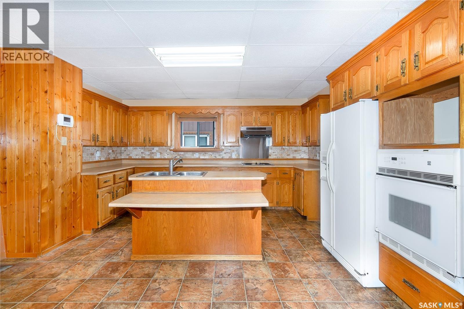 204 5th Avenue, Aberdeen, Saskatchewan  S0K 0A0 - Photo 6 - SK018823