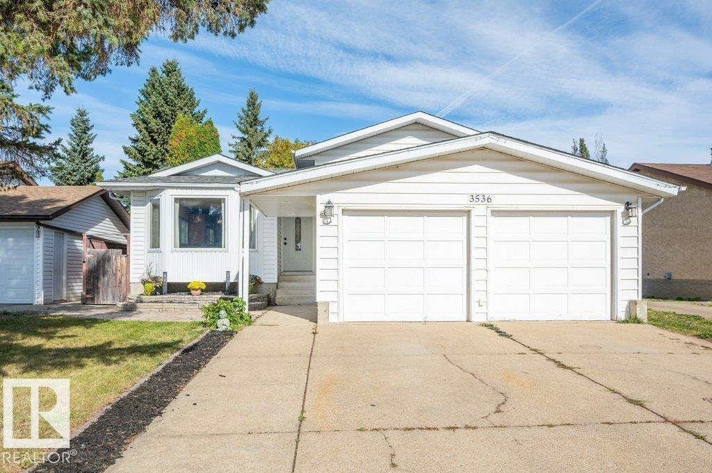 3536 19 AV NW, Edmonton, Alberta