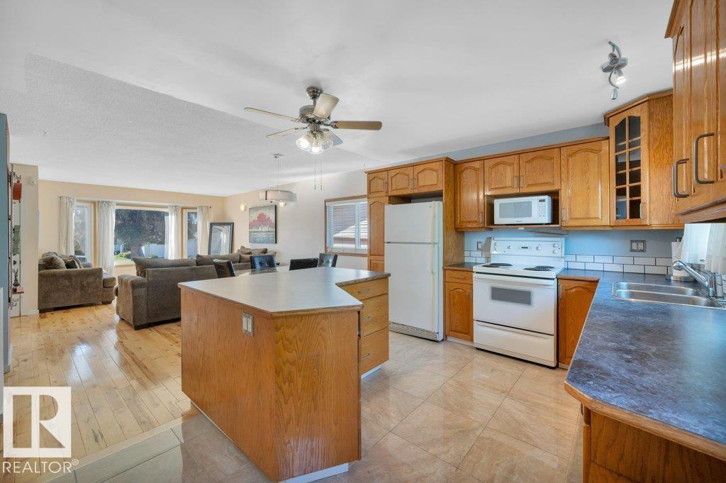 3536 19 Av Nw, Edmonton, Alberta  T6L 2Z9 - Photo 18 - E4459282