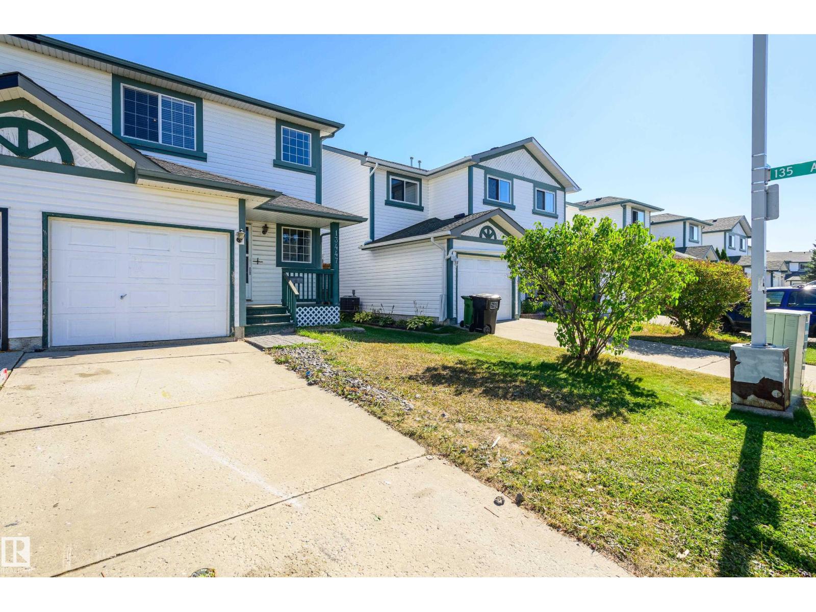 13447 33 ST NW NW, Edmonton, Alberta