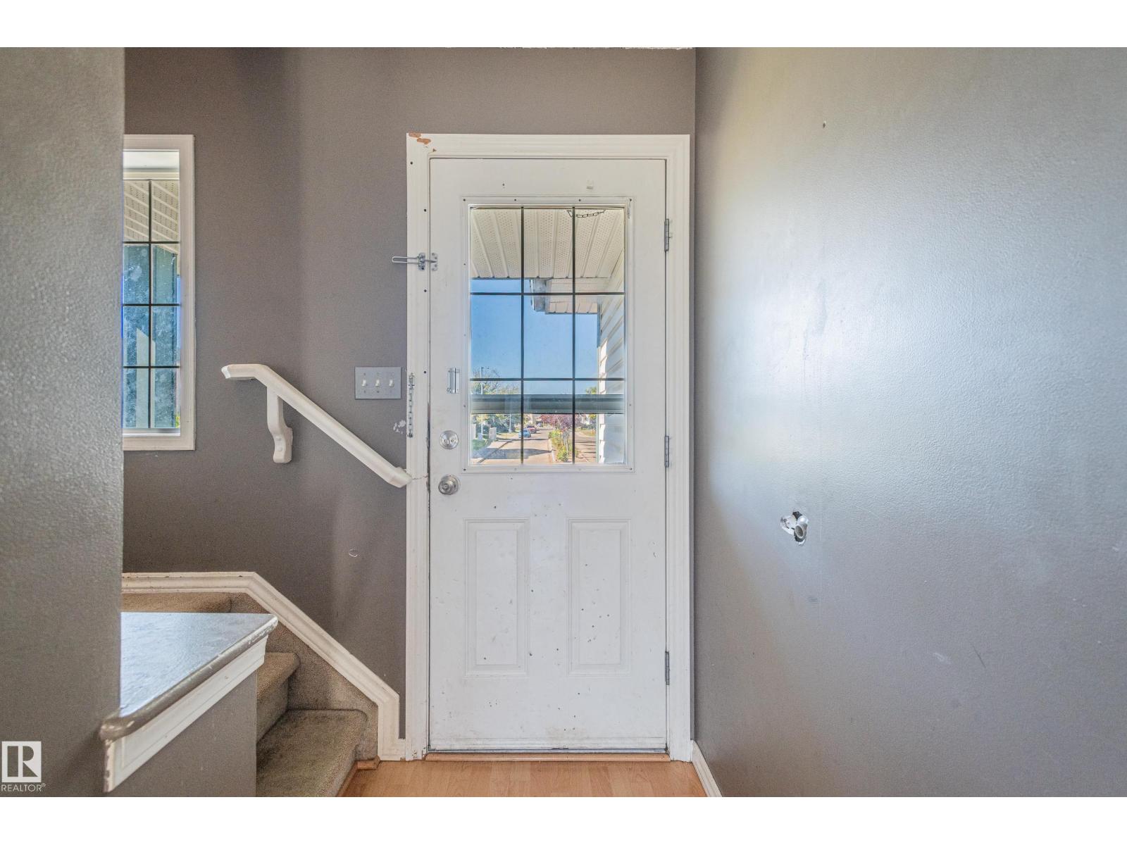 13447 33 St Nw Nw, Edmonton, Alberta  T5A 5C1 - Photo 4 - E4459283