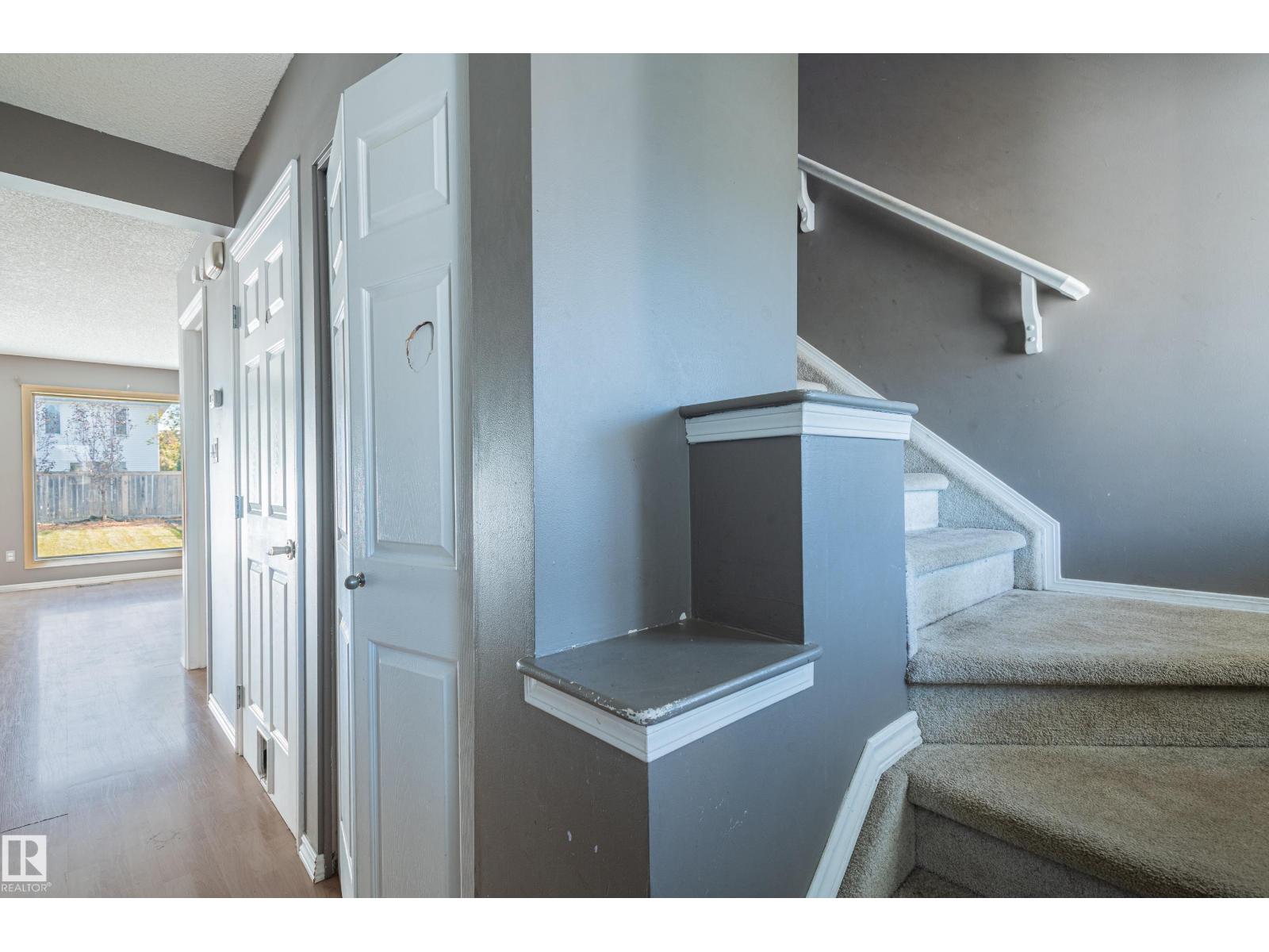13447 33 St Nw Nw, Edmonton, Alberta  T5A 5C1 - Photo 5 - E4459283