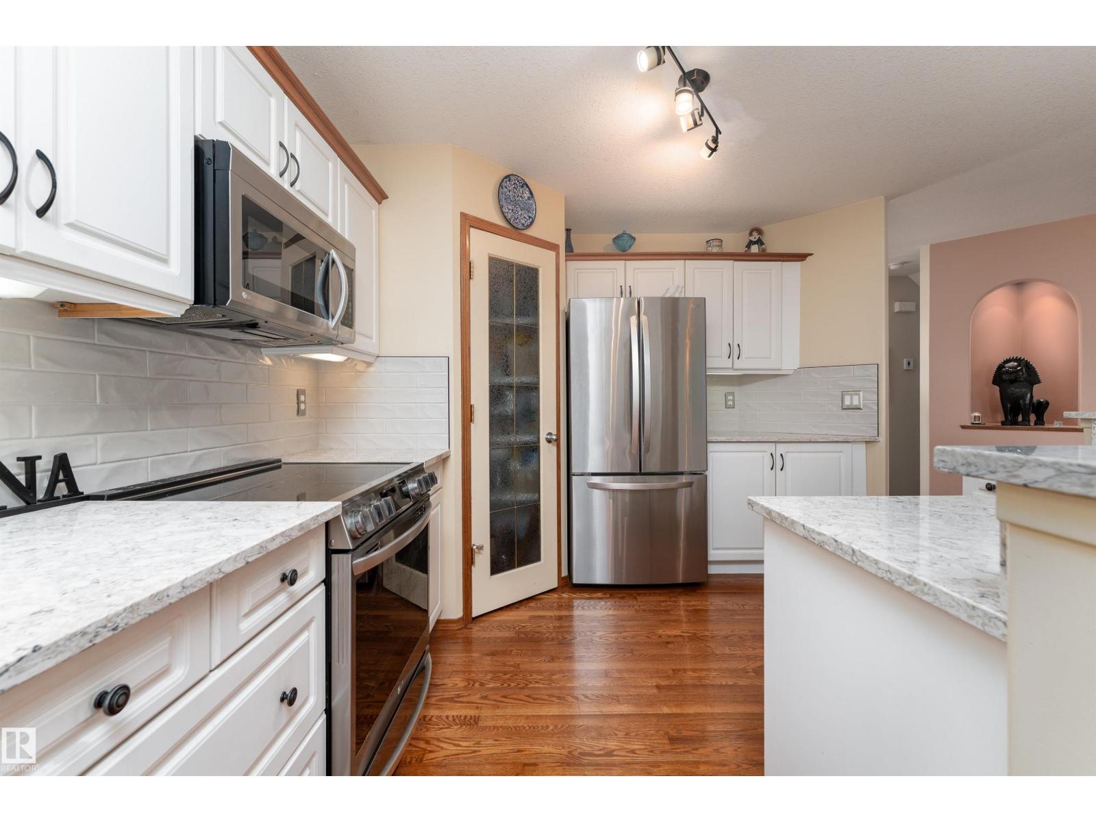735 Balfour Cl Nw, Edmonton, Alberta  T5T 6H7 - Photo 12 - E4459284