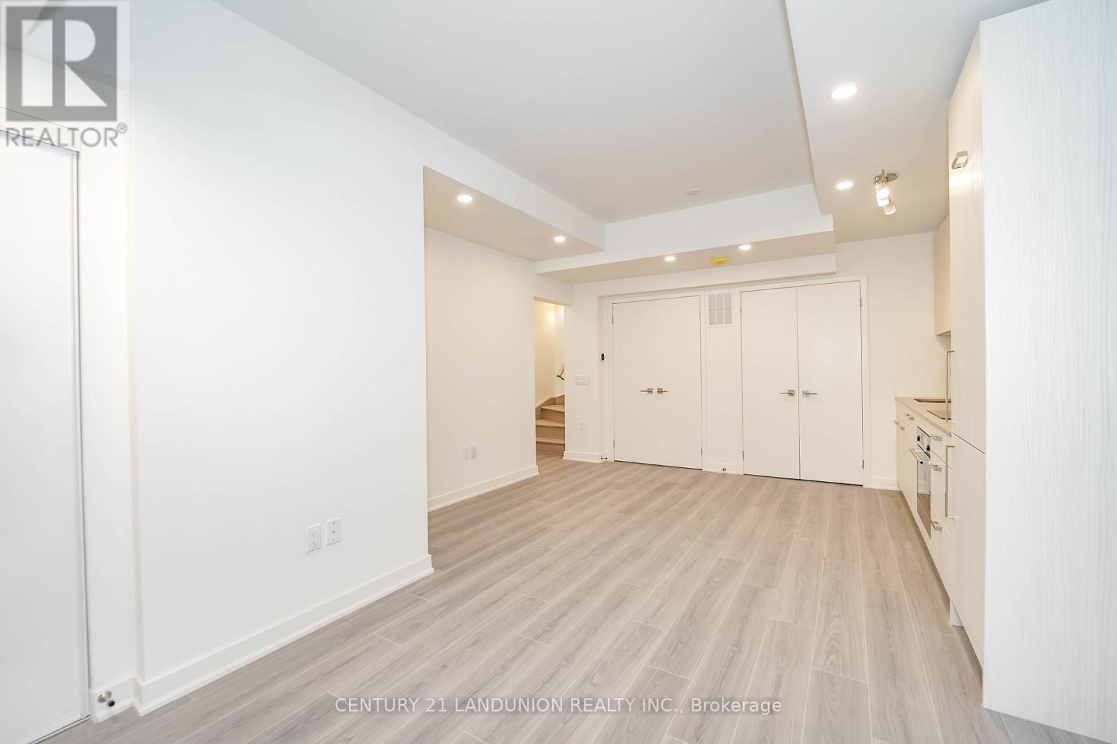 #122 - 69 Curlew Drive, Toronto, Ontario  M3A 0B1 - Photo 8 - C12424790