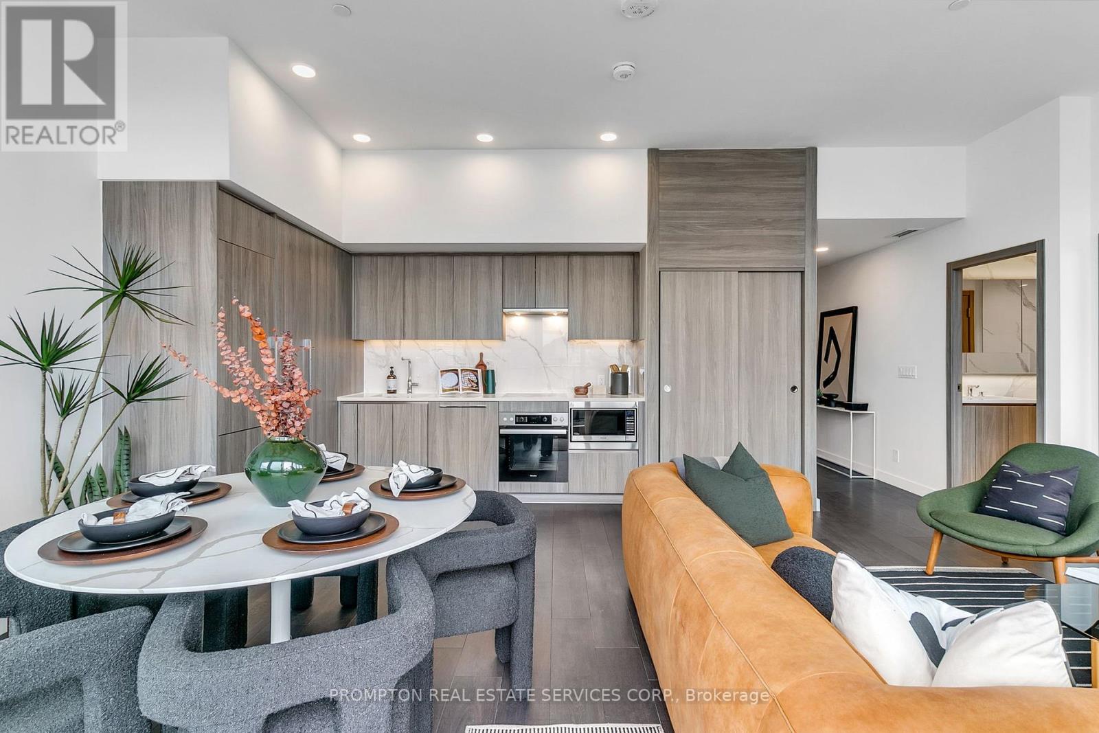 Ph 5102 - 38 Widmer Street, Toronto, Ontario  M5V 2E9 - Photo 15 - C12424797