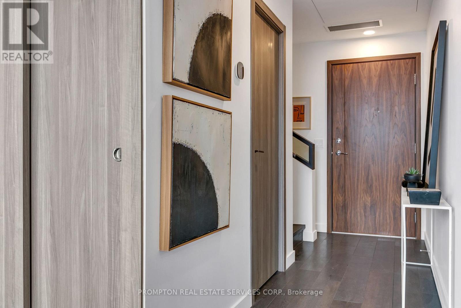 Ph 5102 - 38 Widmer Street, Toronto, Ontario  M5V 2E9 - Photo 4 - C12424797