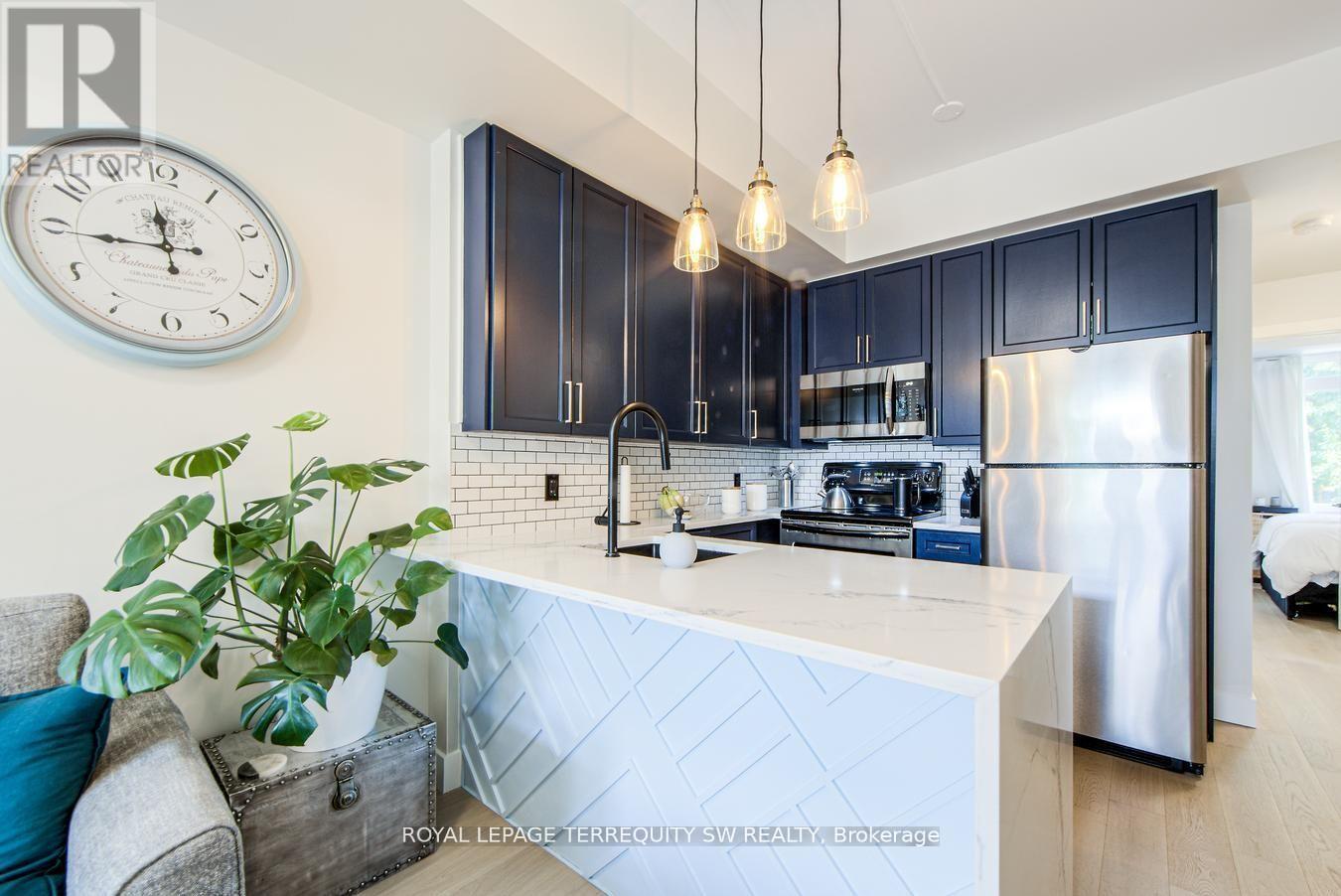 Th15 - 80 Carr Street, Toronto, Ontario  M5T 1B7 - Photo 10 - C12424807
