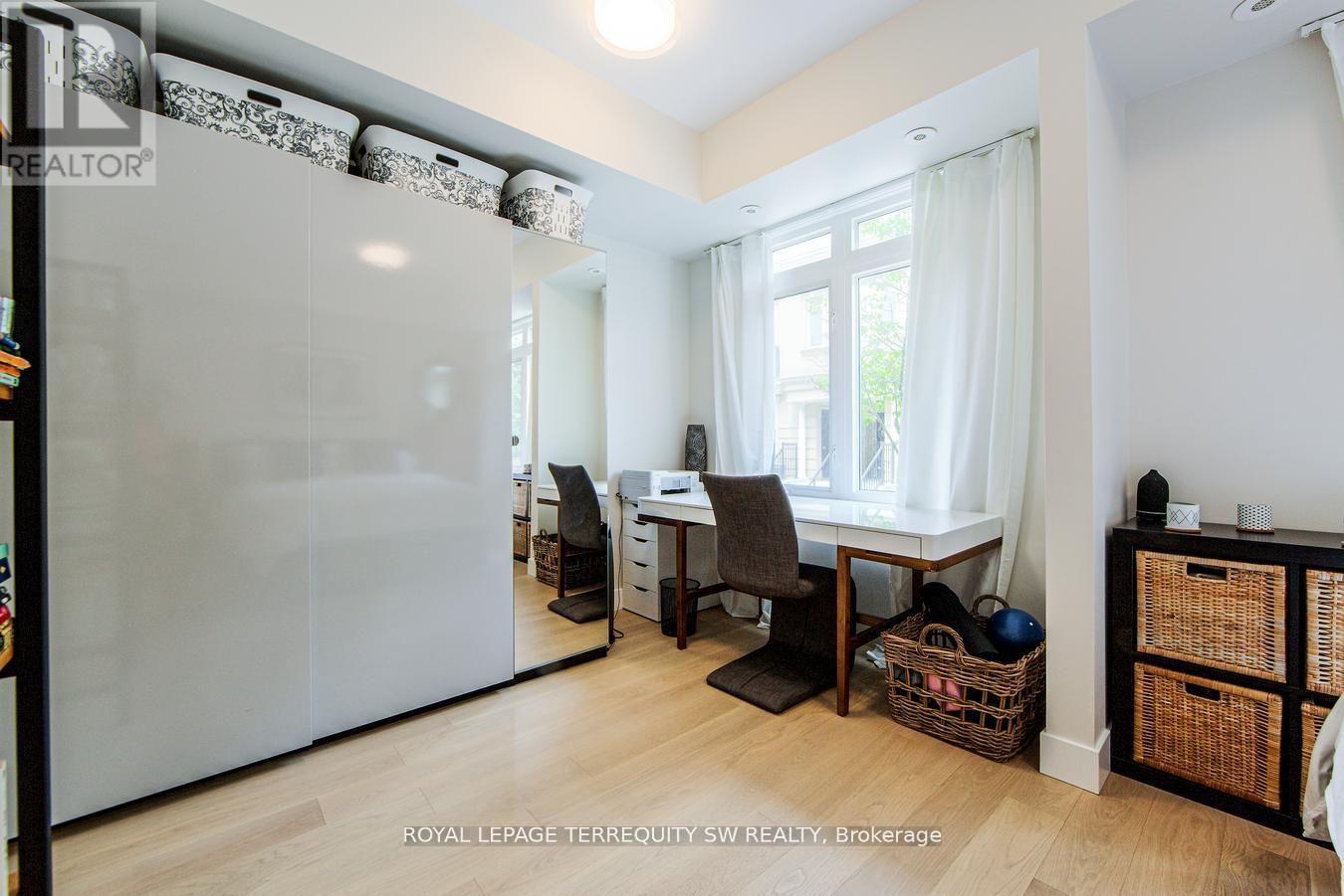 Th15 - 80 Carr Street, Toronto, Ontario  M5T 1B7 - Photo 16 - C12424807