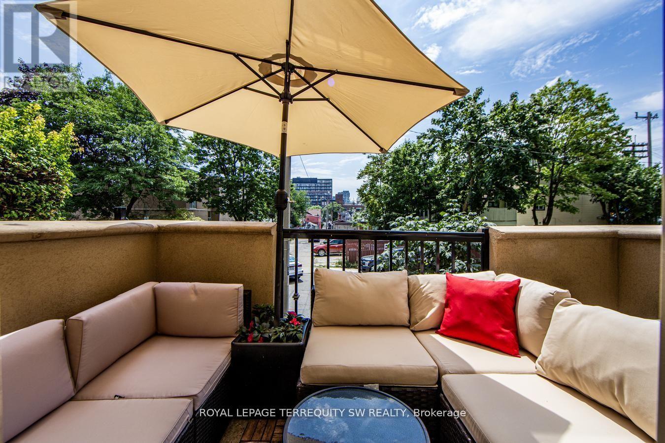 Th15 - 80 Carr Street, Toronto, Ontario  M5T 1B7 - Photo 7 - C12424807