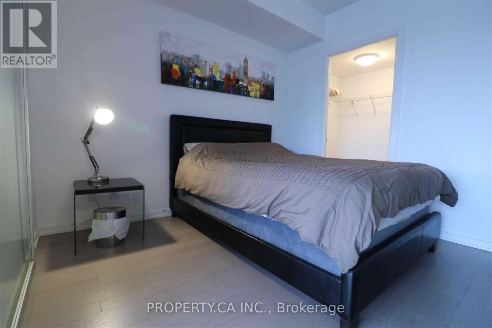 715 - 101 Peter Street, Toronto, Ontario  M5V 0G6 - Photo 5 - C12424818
