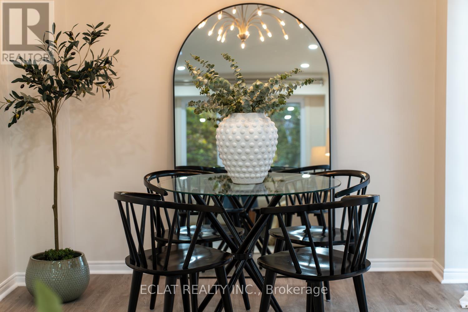 11 Strathallan Drive S, Clarington, Ontario  L1E 1X3 - Photo 7 - E12424858