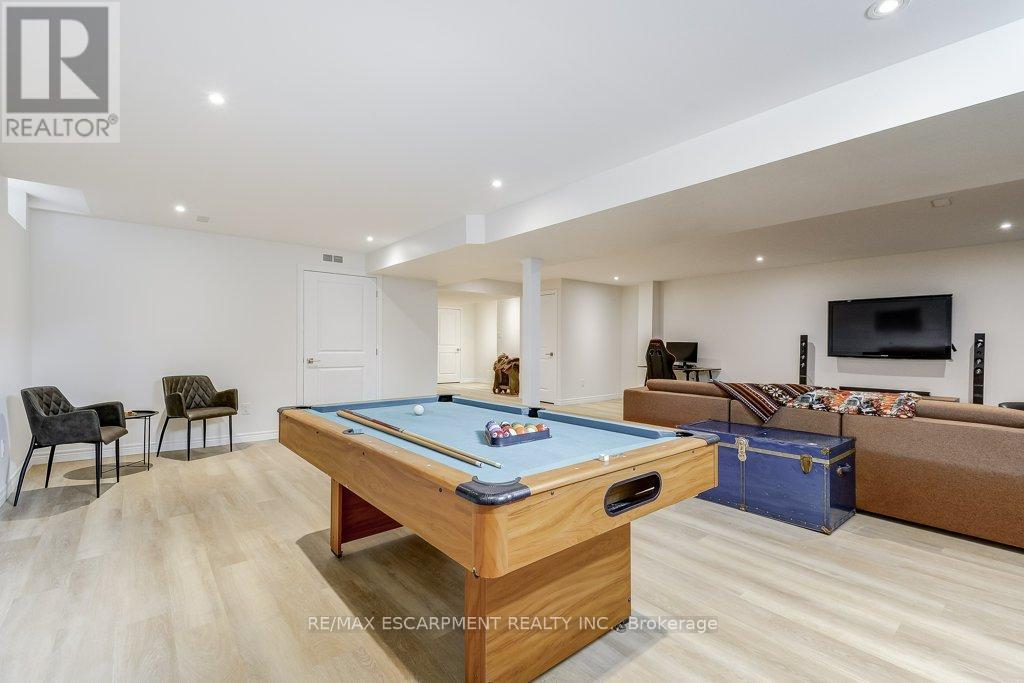 195 Painter Terrace, Hamilton, Ontario  L8B 0V6 - Photo 27 - X12424510
