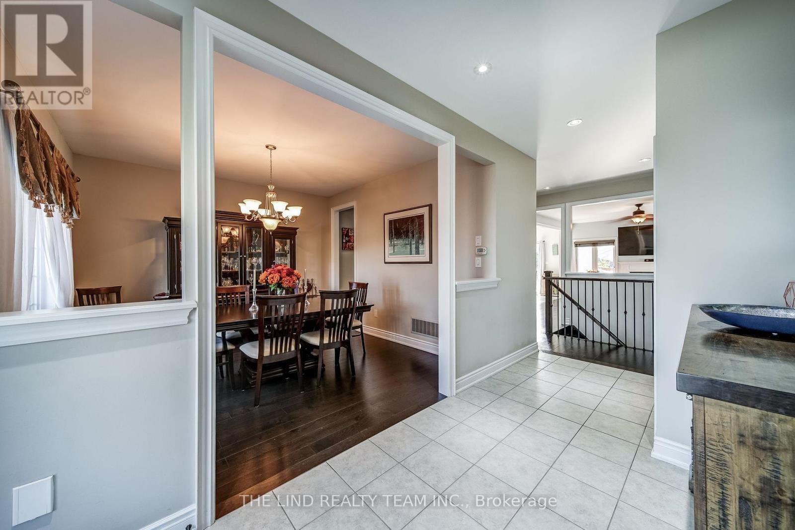 26 Keenan Drive, Adjala-Tosorontio, Ontario  L0G 1L0 - Photo 4 - N12424812