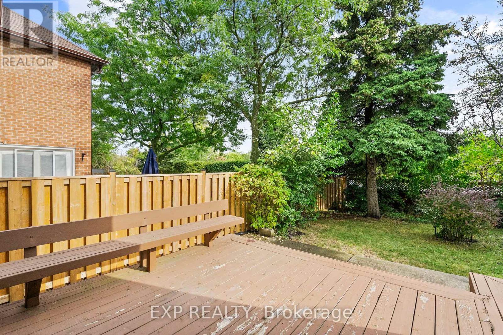 17 Gordon Rowe Crescent, Richmond Hill, Ontario  L4C 8S3 - Photo 42 - N12424826