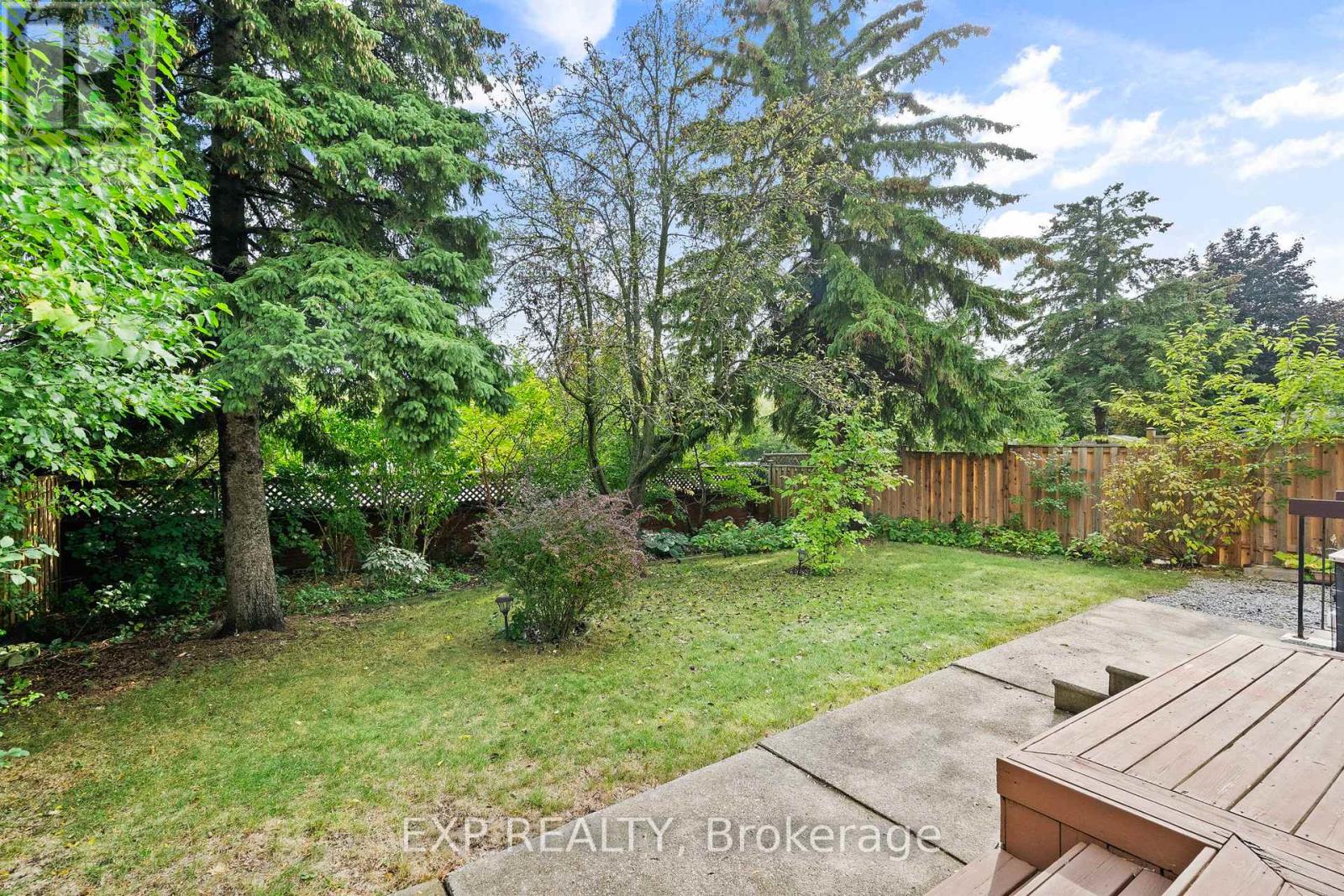 17 Gordon Rowe Crescent, Richmond Hill, Ontario  L4C 8S3 - Photo 43 - N12424826