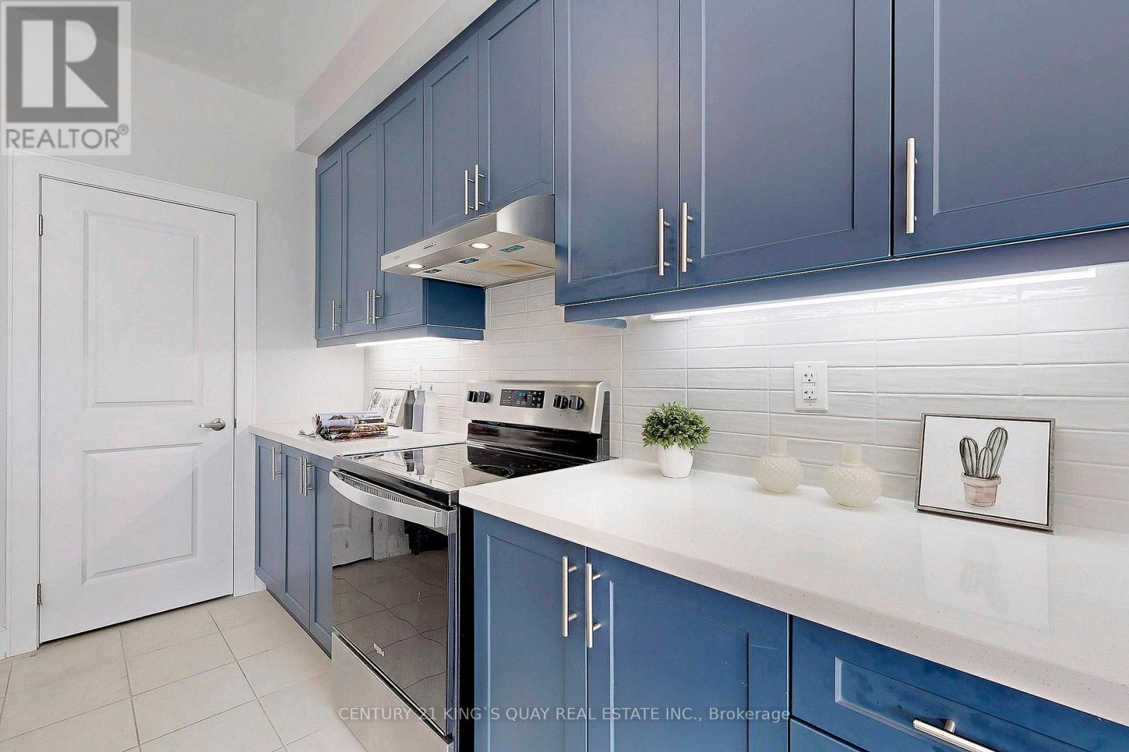 73 Freeman Williams Street, Markham, Ontario  L6C 3K4 - Photo 9 - N12424849