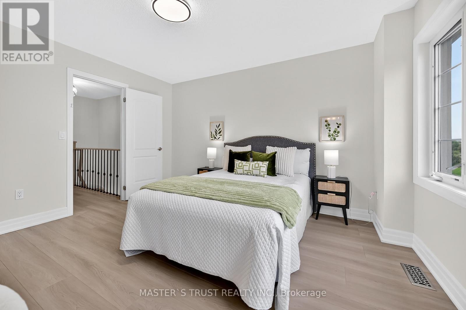 27 Beverley Glen Boulevard, Vaughan, Ontario  L4J 0G8 - Photo 15 - N12424877