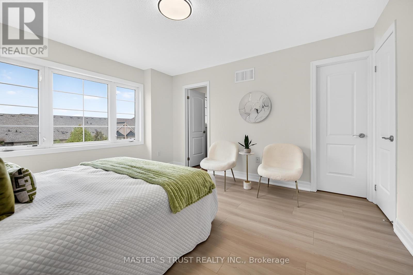 27 Beverley Glen Boulevard, Vaughan, Ontario  L4J 0G8 - Photo 16 - N12424877