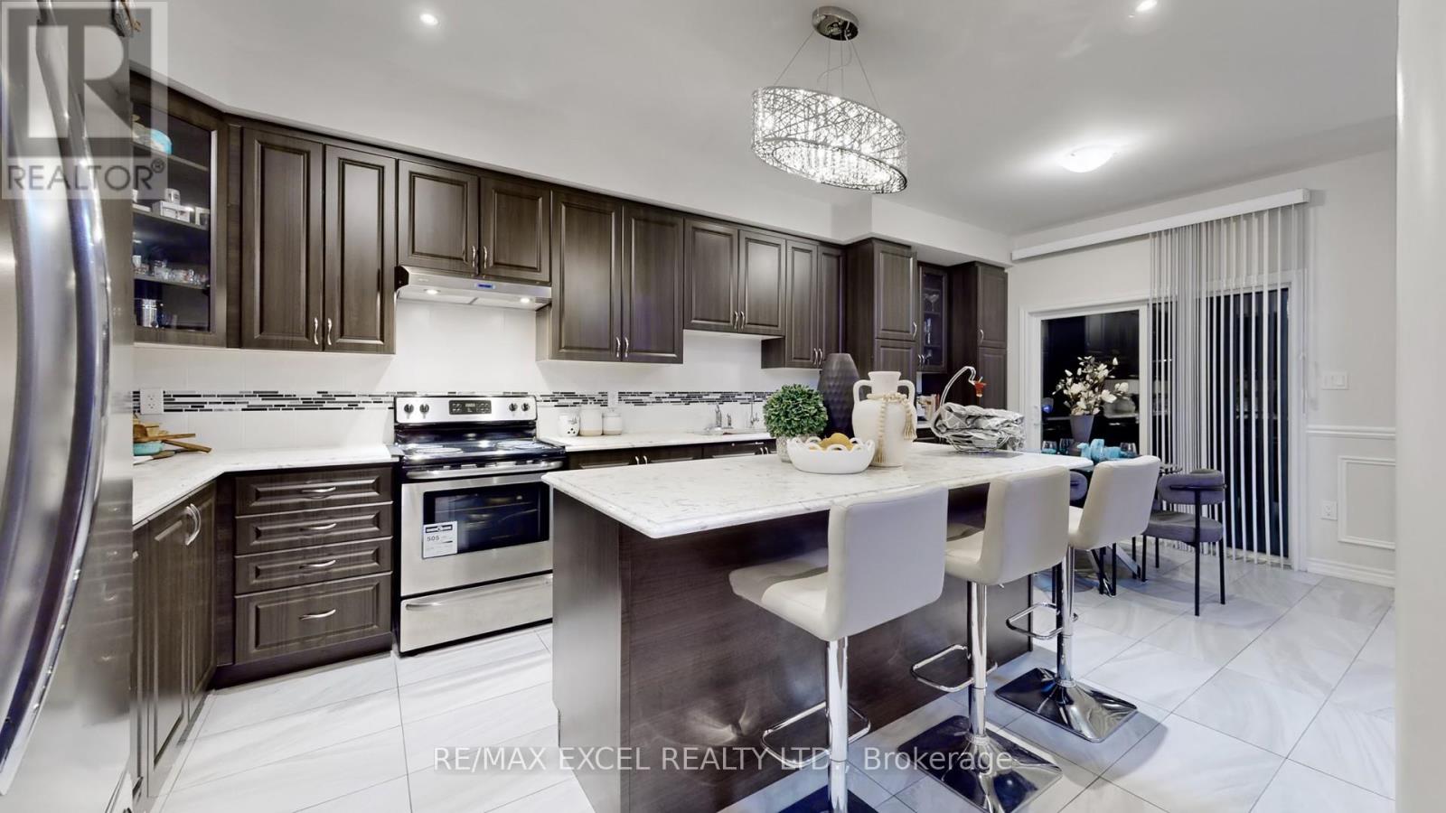 173 Helen Avenue, Markham, Ontario  L3R 1J6 - Photo 10 - N12424883