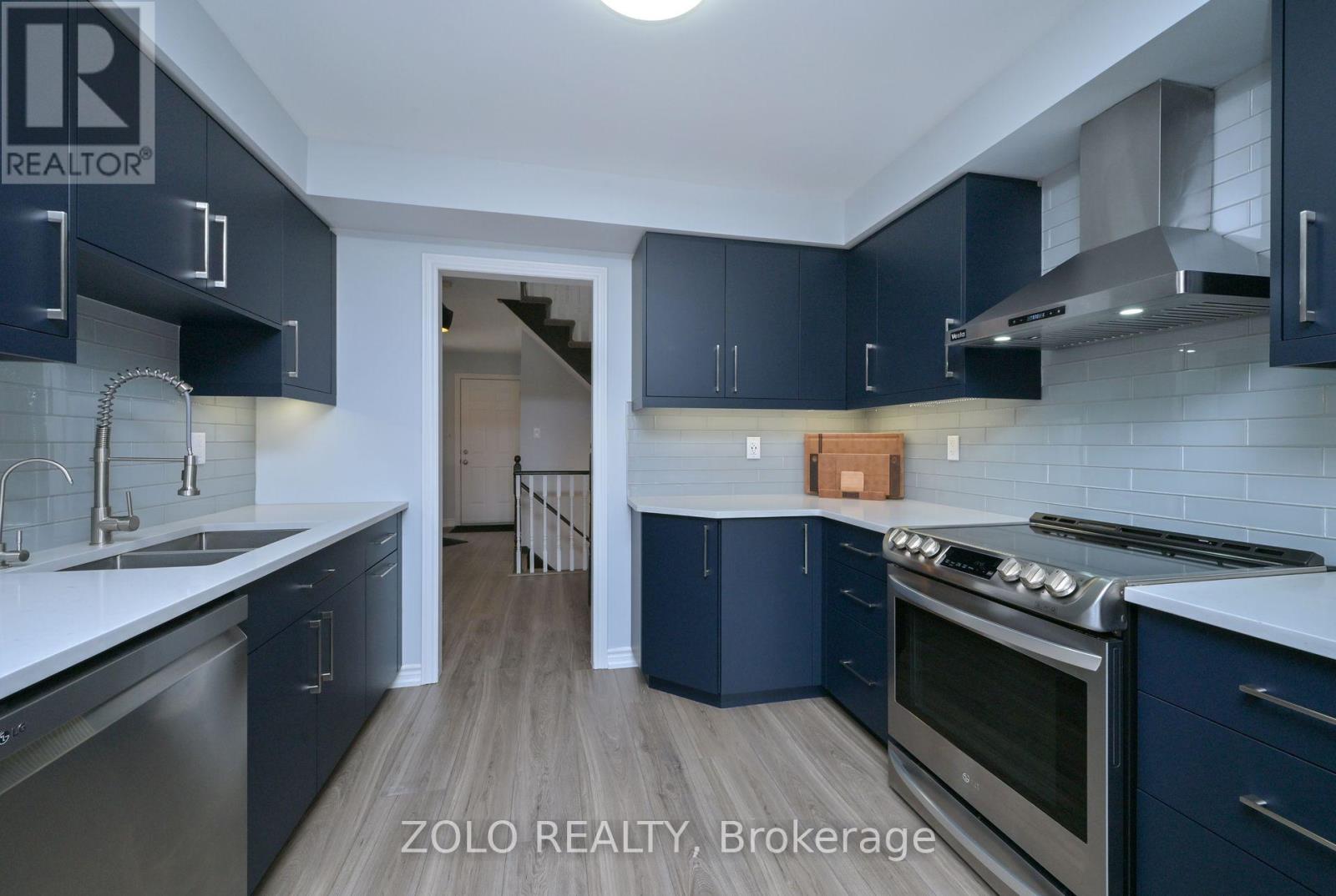 51 Catherine Drive, Barrie (Painswick South), Ontario  L4N 0H1 - Photo 10 - S12424859
