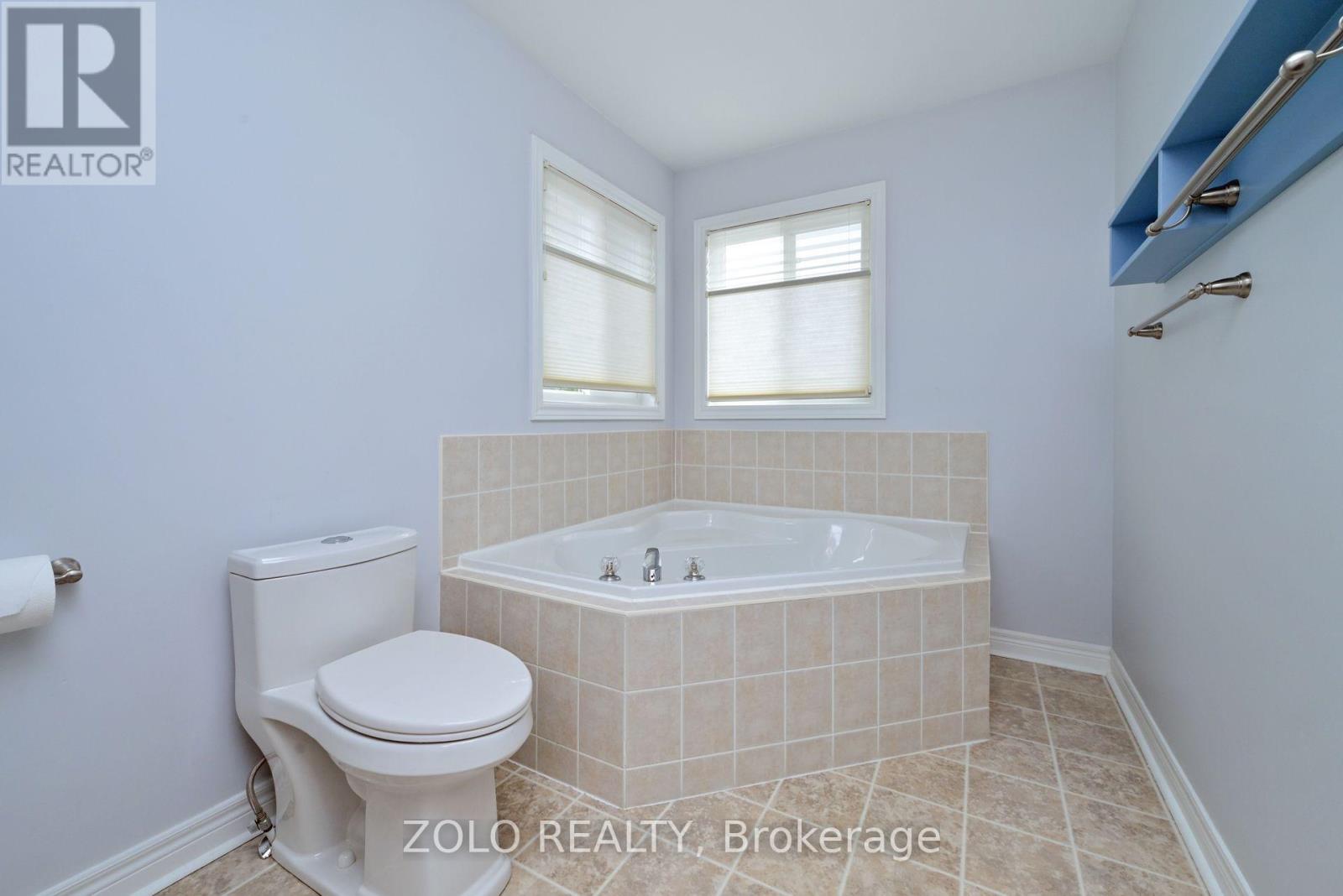 51 Catherine Drive, Barrie (Painswick South), Ontario  L4N 0H1 - Photo 23 - S12424859