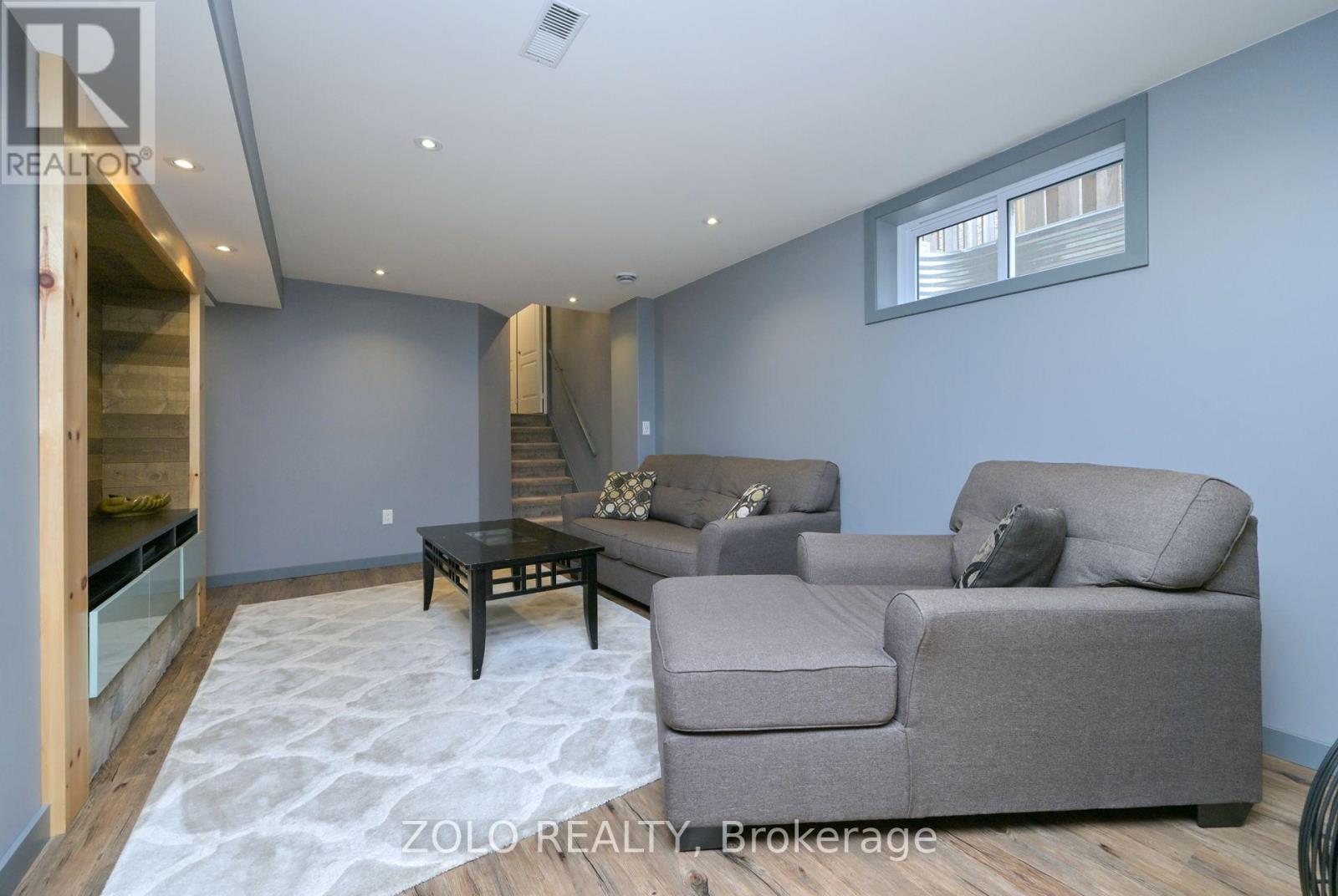 51 Catherine Drive, Barrie (Painswick South), Ontario  L4N 0H1 - Photo 32 - S12424859