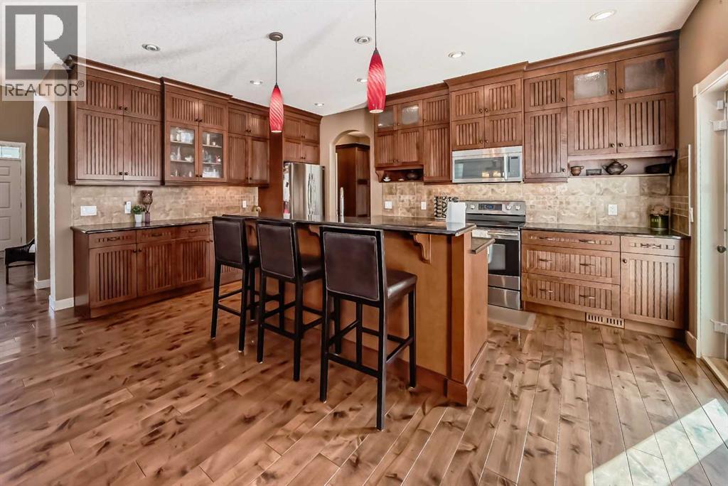 135 Ridge View Green, Cochrane, Alberta  T4C 0J1 - Photo 4 - A2203902