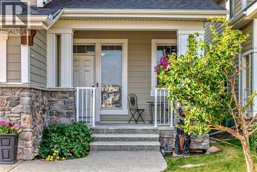 135 Ridge View Green, Cochrane, Alberta  T4C 0J1 - Photo 2 - A2203902