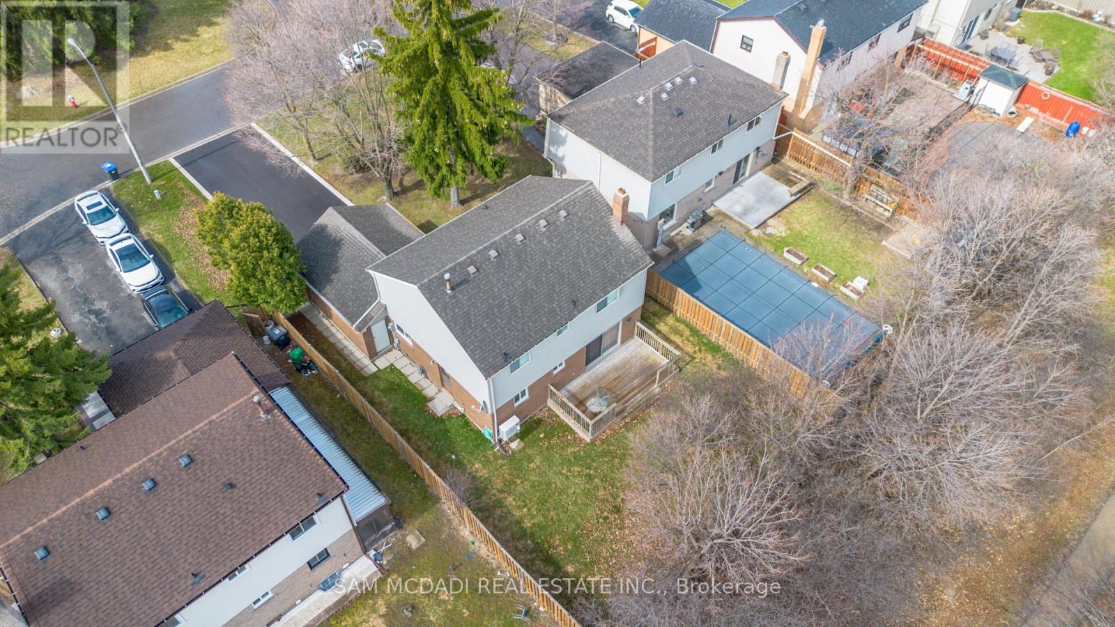 44 Madrid Crescent, Brampton, Ontario  L6S 2X4 - Photo 38 - W12424779