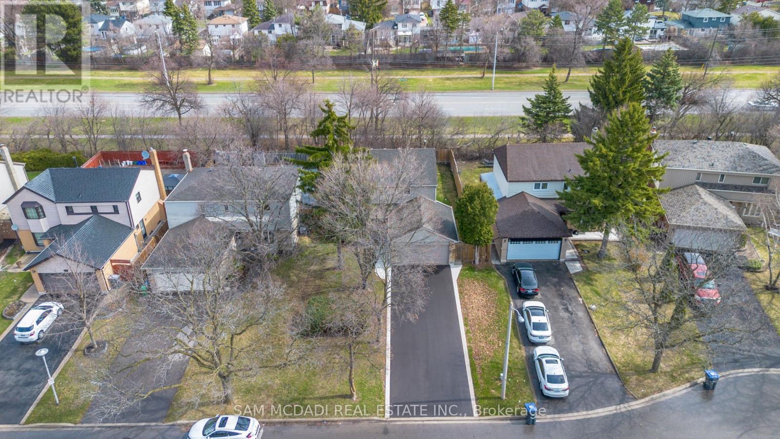 44 Madrid Crescent, Brampton, Ontario  L6S 2X4 - Photo 39 - W12424779