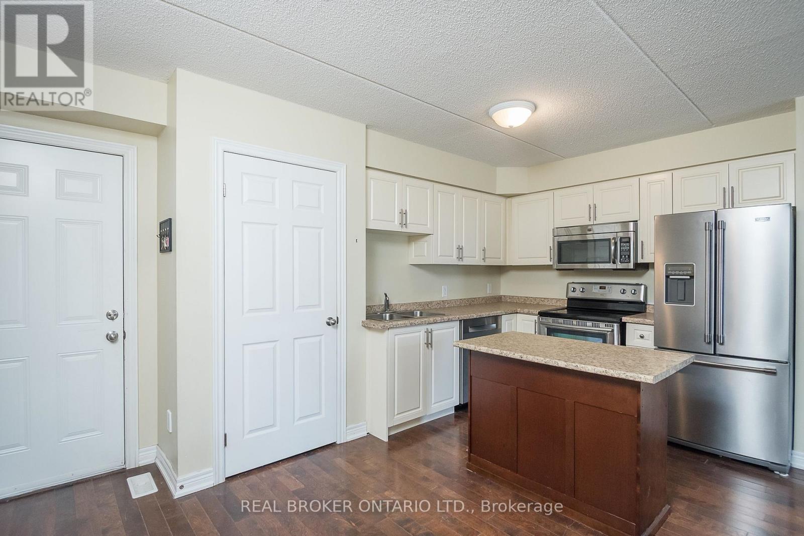 56 - 1380 Costigan Road, Milton, Ontario  L9T 8L2 - Photo 10 - W12424795