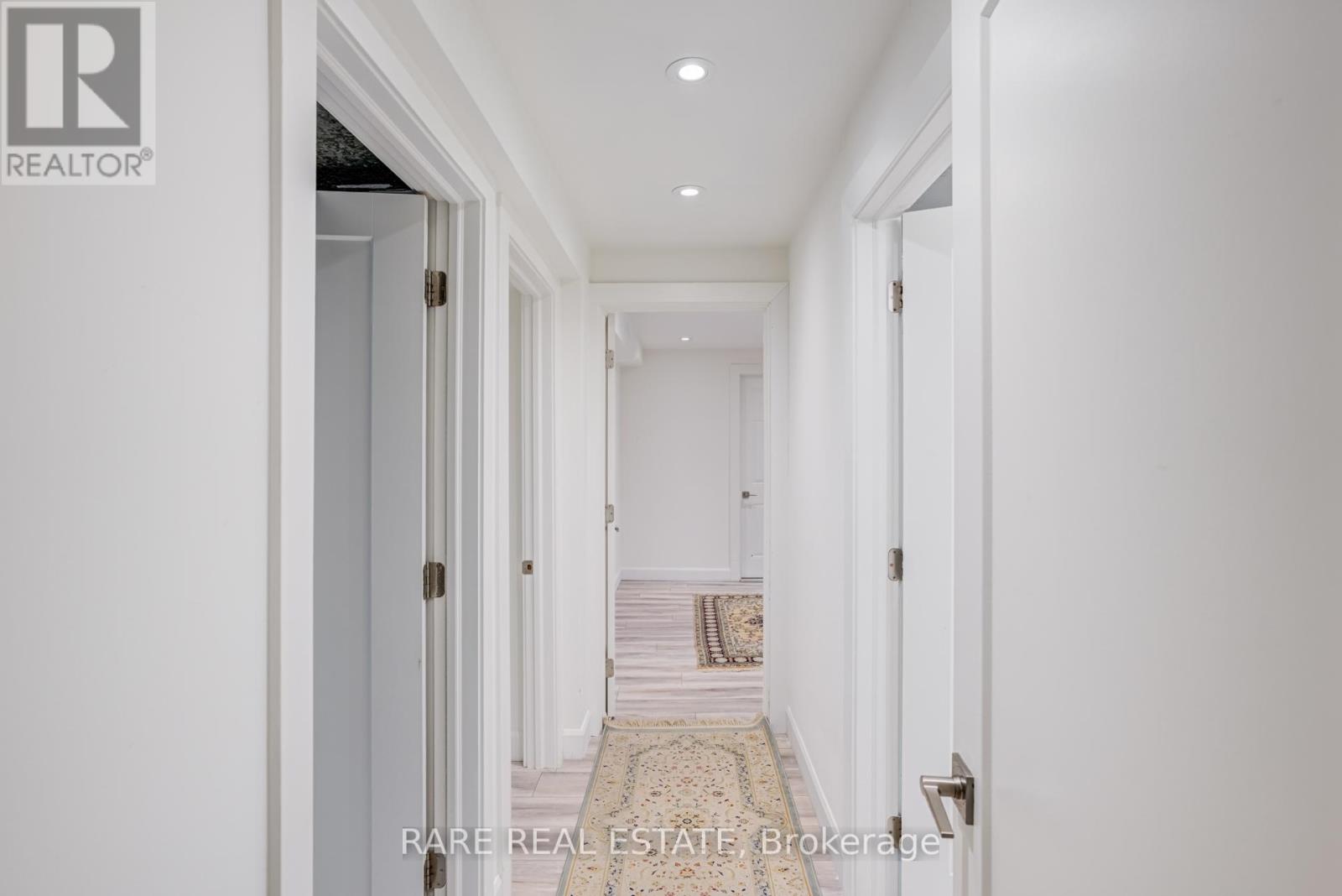 98 Hay Avenue, Toronto, Ontario  M8Z 1G4 - Photo 26 - W12424889