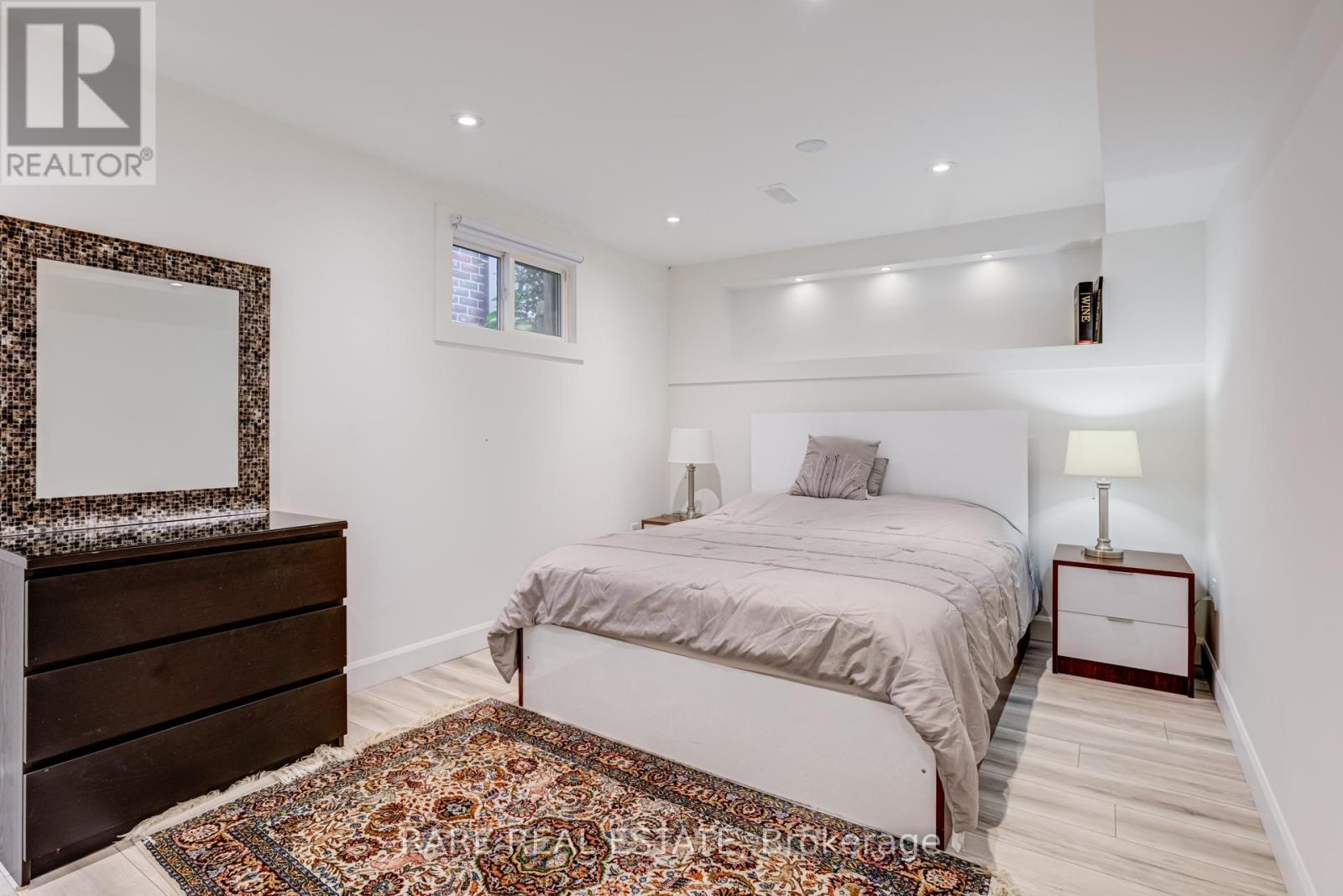 98 Hay Avenue, Toronto, Ontario  M8Z 1G4 - Photo 27 - W12424889