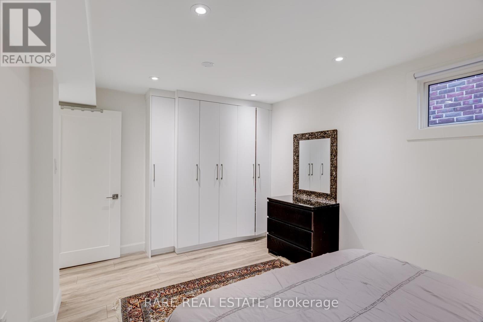 98 Hay Avenue, Toronto, Ontario  M8Z 1G4 - Photo 28 - W12424889