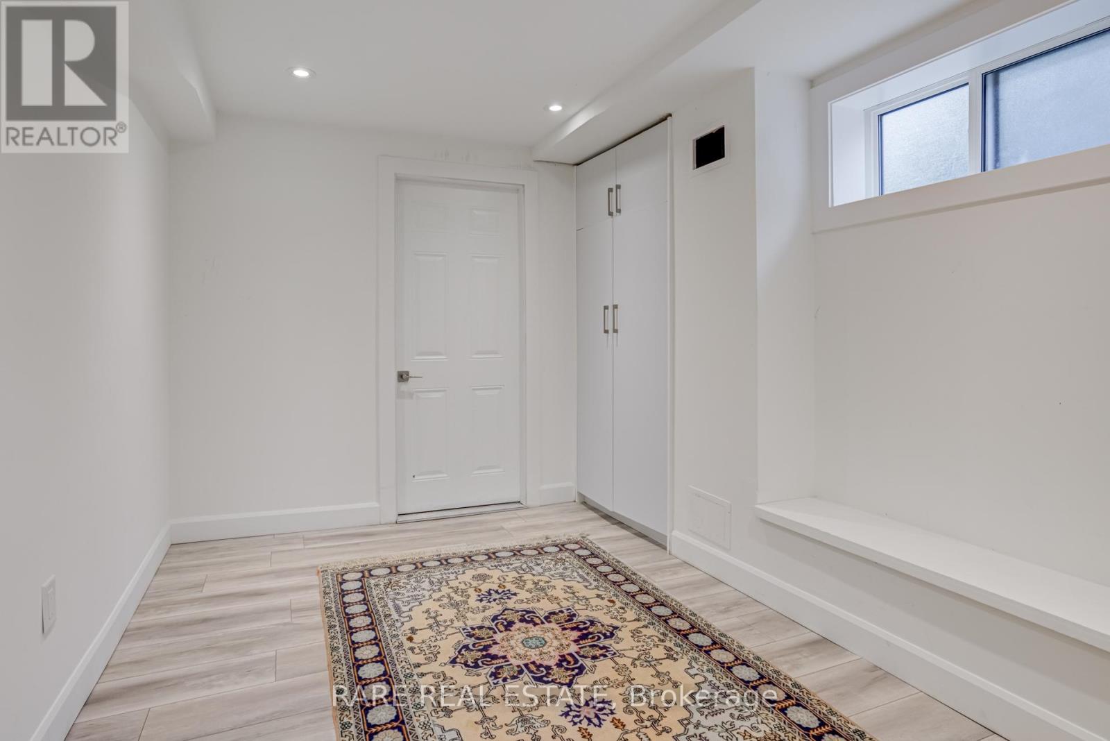 98 Hay Avenue, Toronto, Ontario  M8Z 1G4 - Photo 29 - W12424889