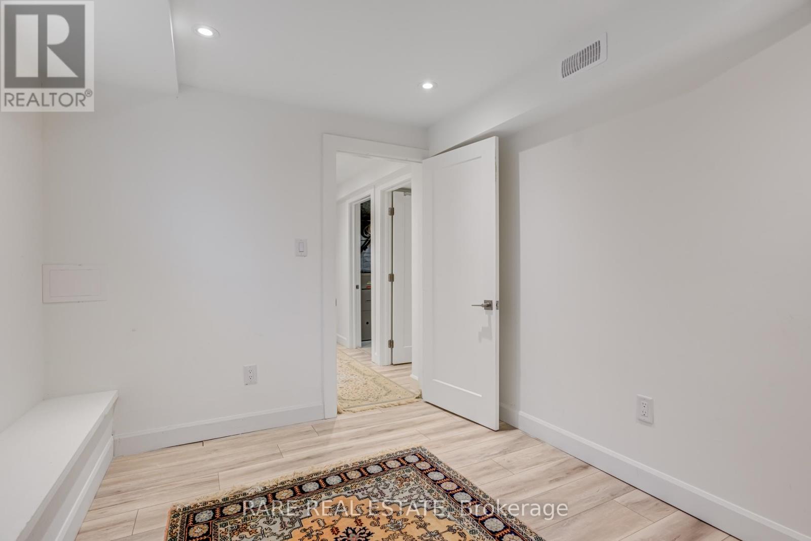 98 Hay Avenue, Toronto, Ontario  M8Z 1G4 - Photo 30 - W12424889