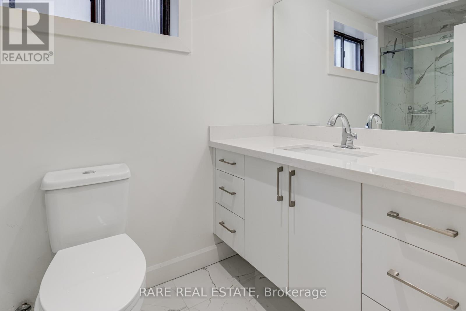 98 Hay Avenue, Toronto, Ontario  M8Z 1G4 - Photo 31 - W12424889