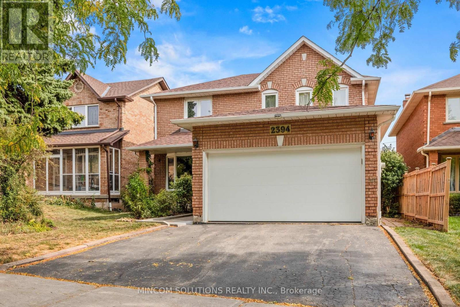 2394 Credit Valley Road E, Mississauga, Ontario  L5M 4E6 - Photo 1 - W12424900