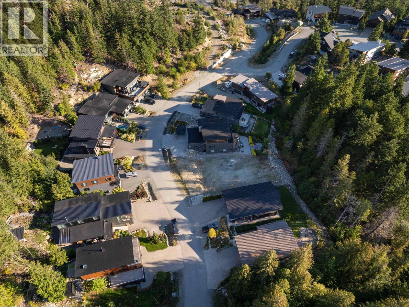 1317 Eagle Drive, Pemberton, British Columbia  V0N 2L0 - Photo 8 - R3051964