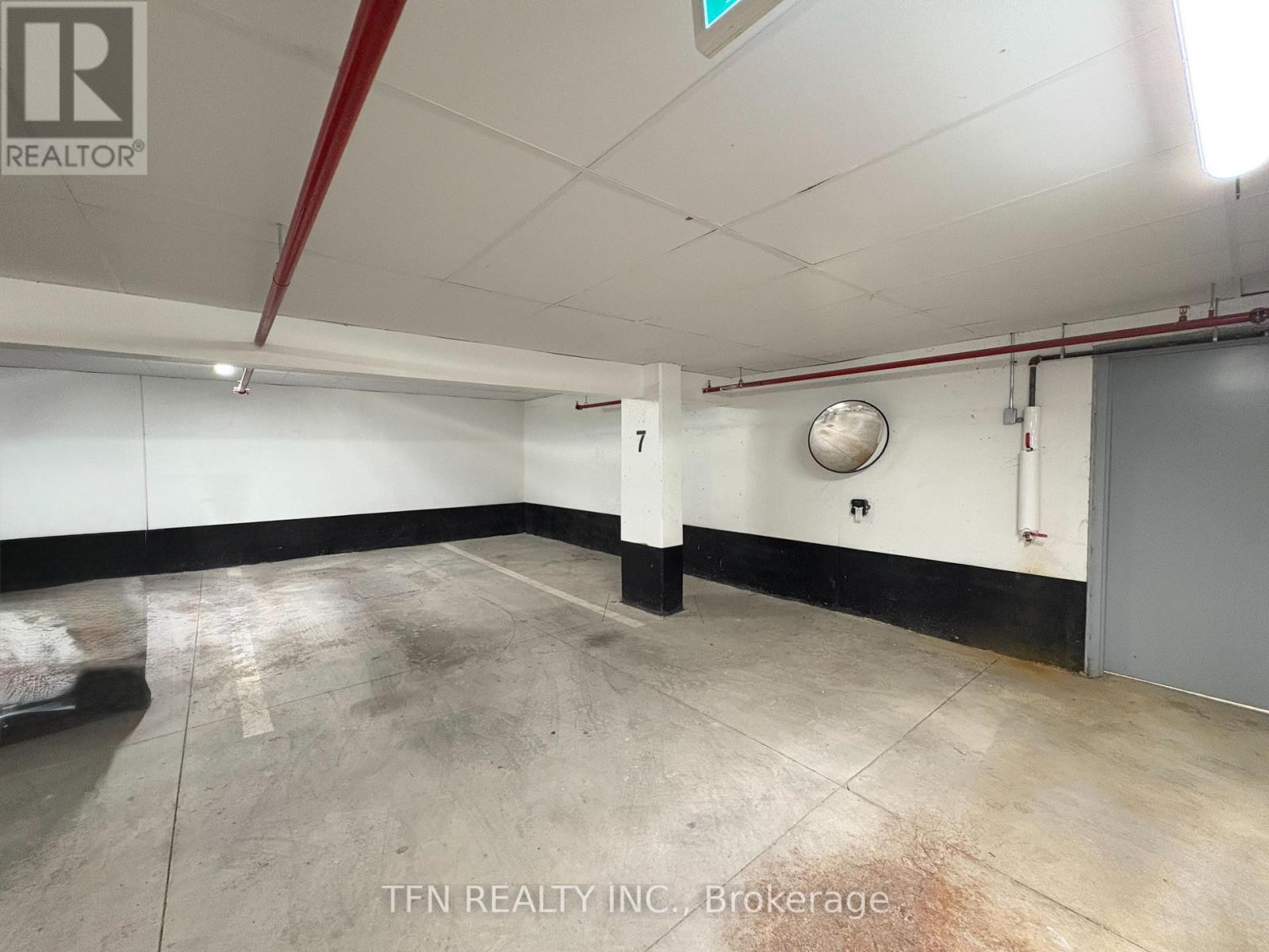 307 - 3401 Ridgeway Drive, Mississauga, Ontario  L5L 0B9 - Photo 33 - W12400696