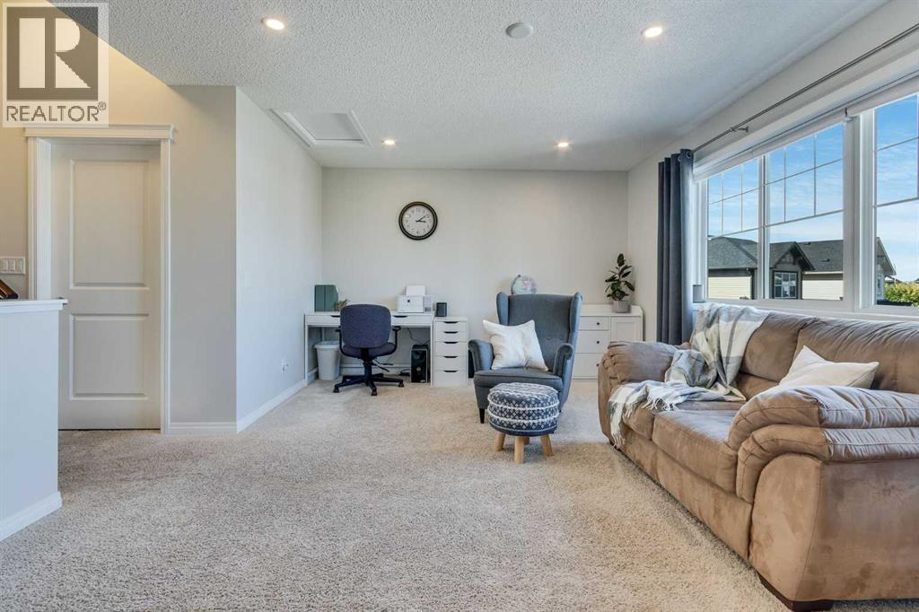 233 Cimarron Vista Way, Okotoks, Alberta  T1S 0K7 - Photo 18 - A2257776