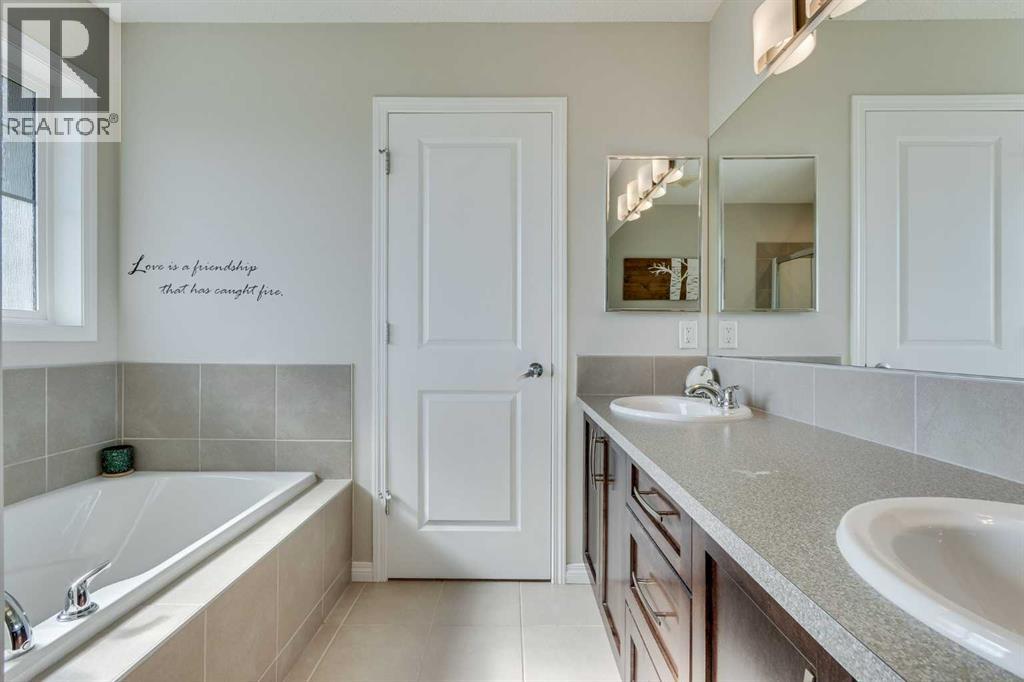 233 Cimarron Vista Way, Okotoks, Alberta  T1S 0K7 - Photo 26 - A2257776